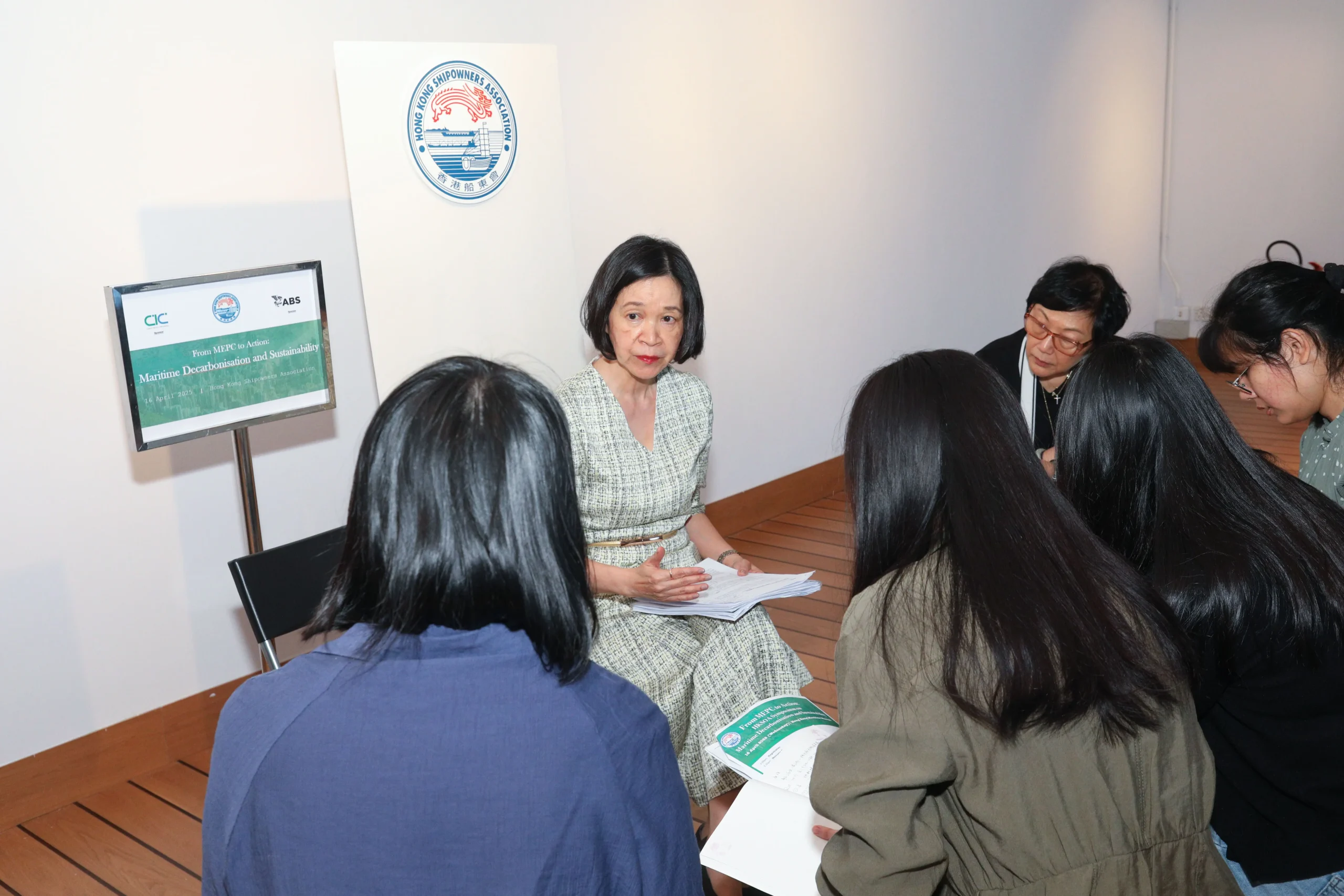 From MEPC to Action: HKSOA Symposium on Maritime Decarbonisation and Sustainability 從MEPC 到實際行動：香港船東會「航運脫碳和可持續發展」研討會