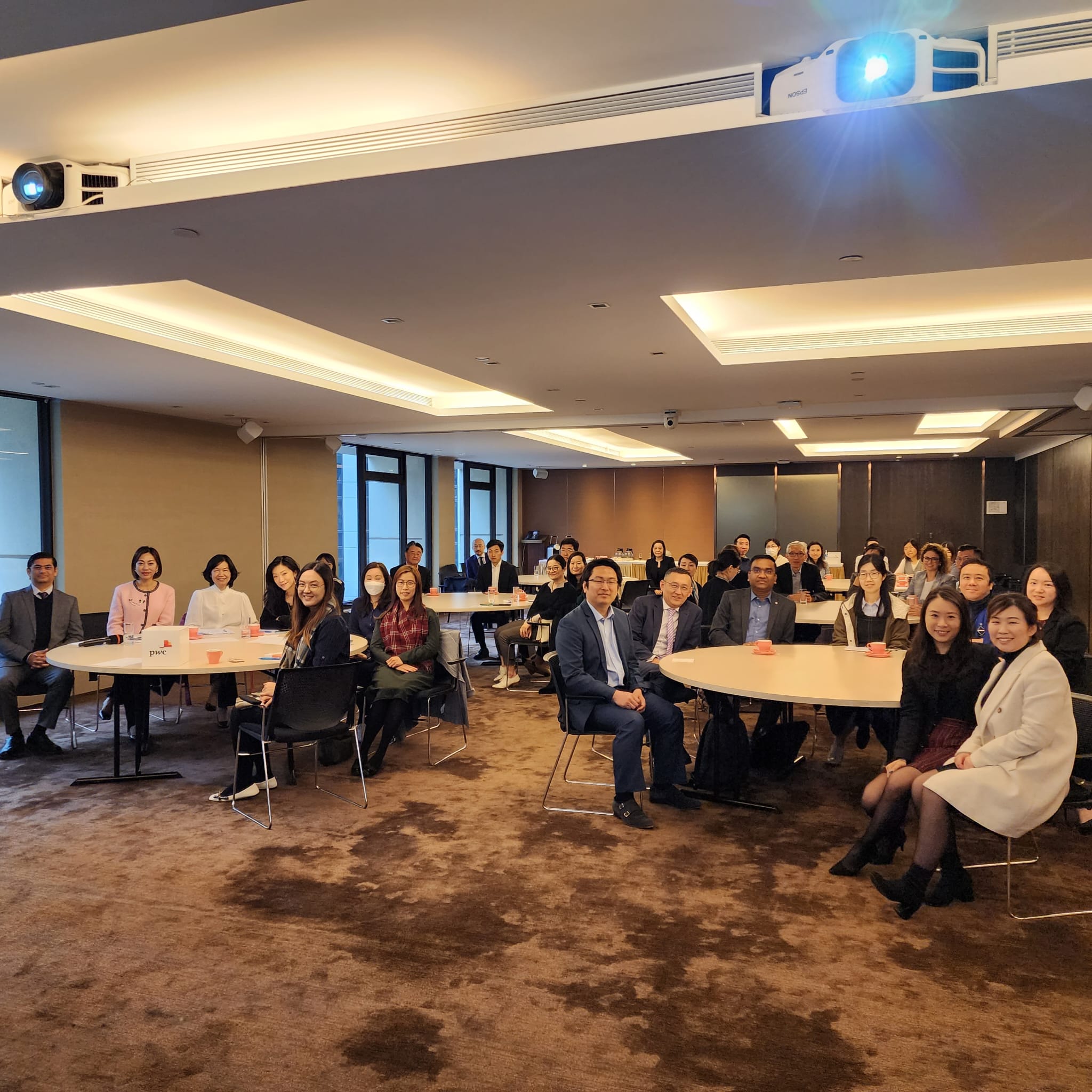 HKSOA and PwC Hong Kong Joint Seminar – BEPS2.0 Pillar Two – impact on the shipping business 協會與羅兵咸永道聯辦研討會 ： BEPS2.0 支柱(二）對航運業務的影響